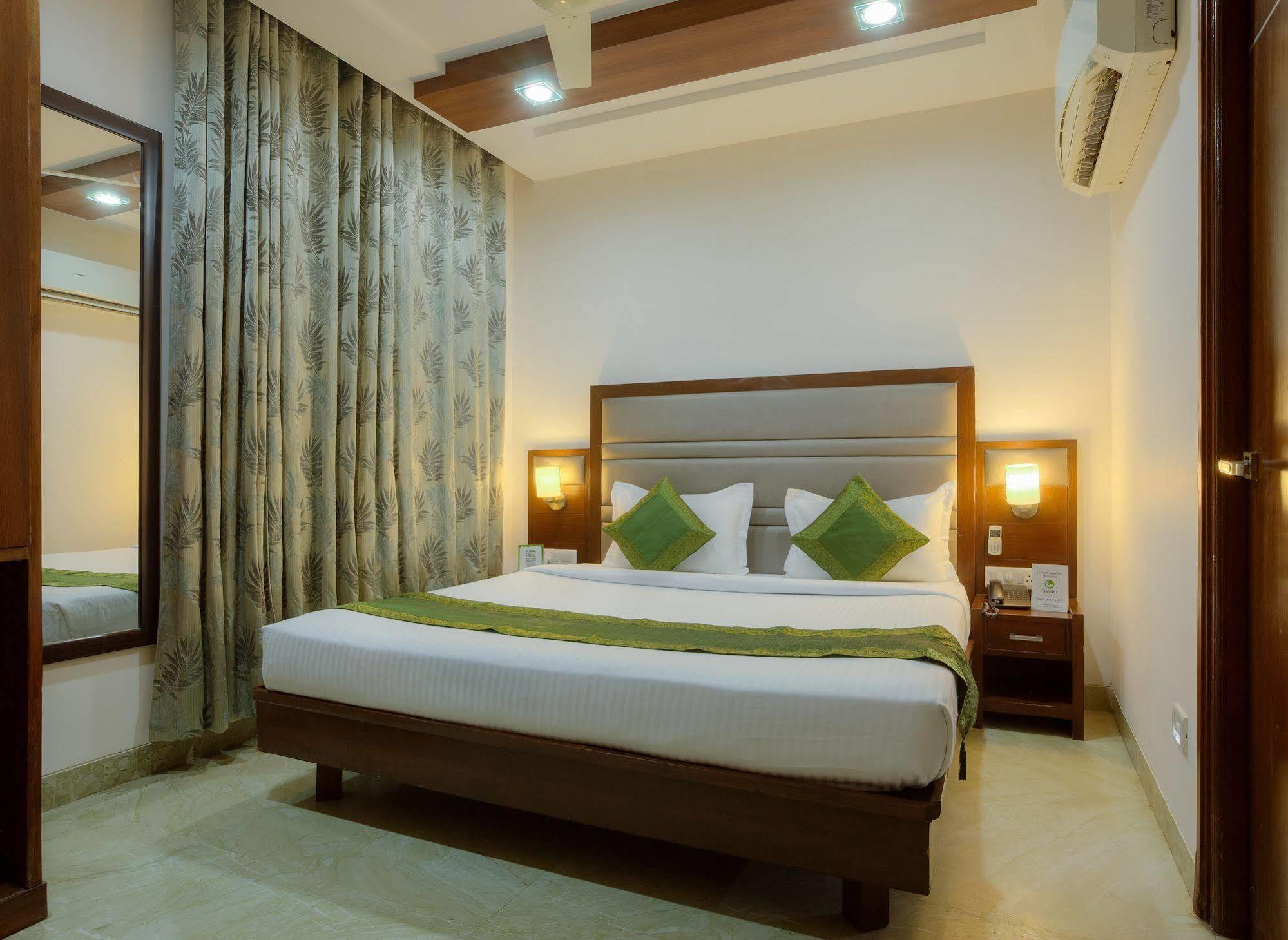 Mint Hotel Chandīgarh Zewnętrze zdjęcie