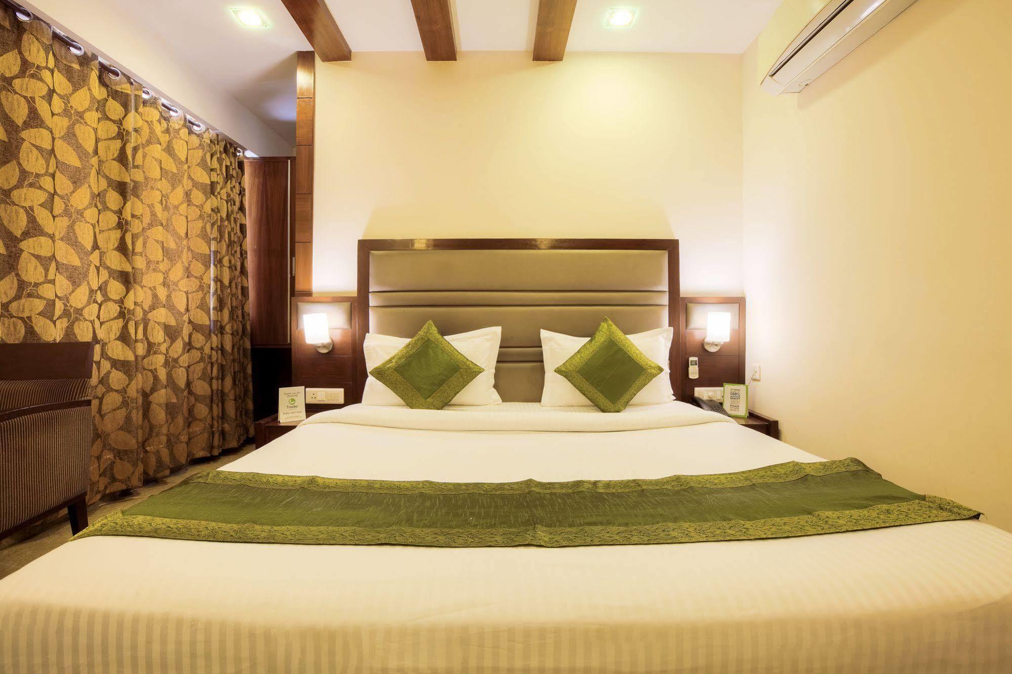 Mint Hotel Chandīgarh Zewnętrze zdjęcie